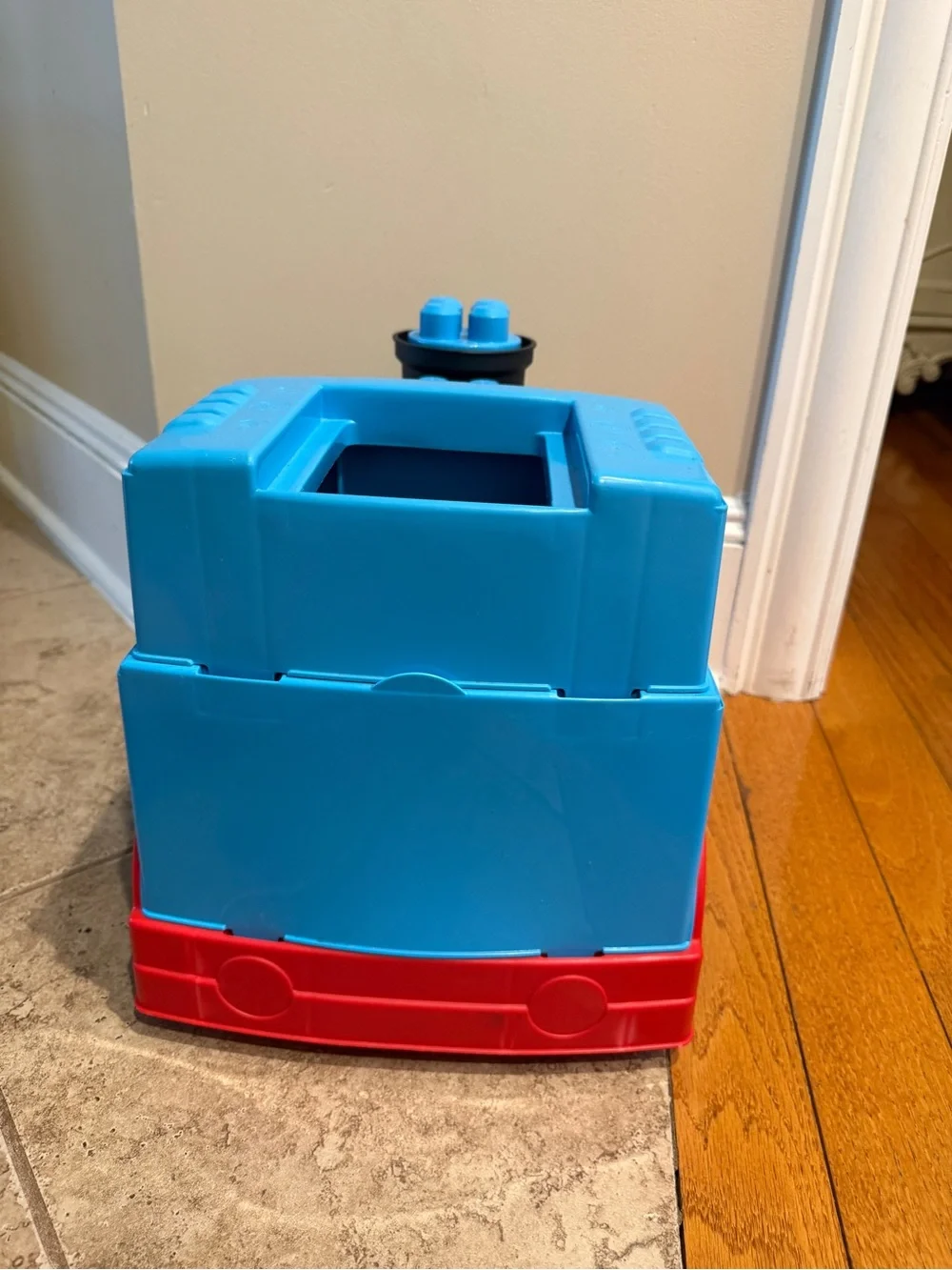 Thomas the Train XL Mega Bloks Blue Ride-On Toy Train Engine Blocks Included